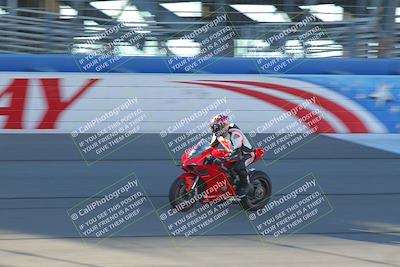 media/Nov-26-2022-Fastrack Riders (Sat) [[b001e85eef]]/Level 2/Session 1 Front Straight/